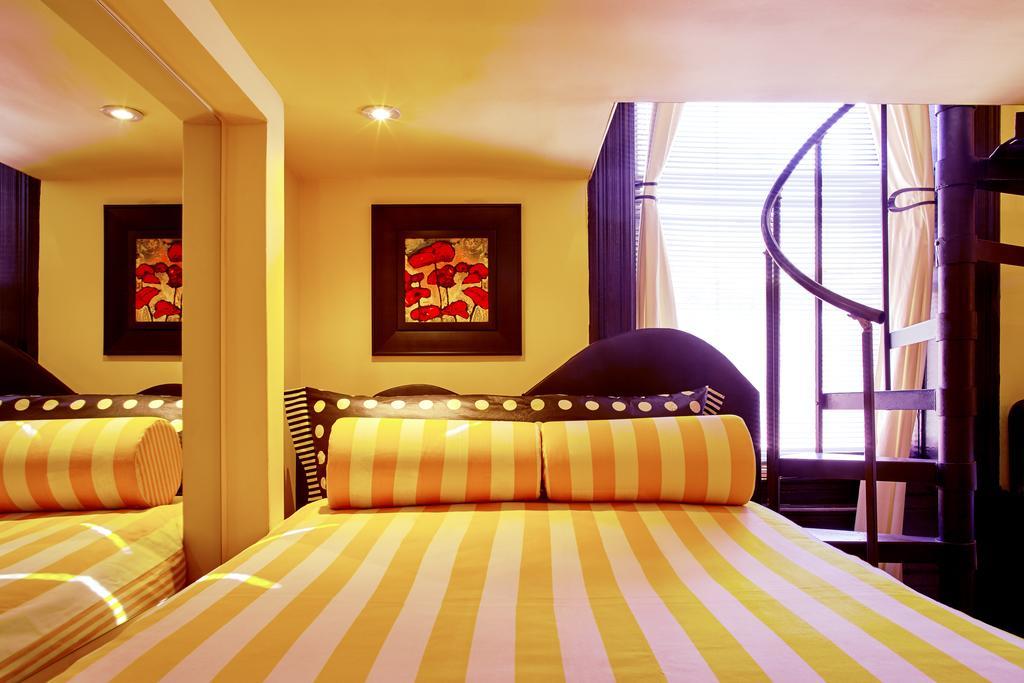 The International Cozy Inn New York Bilik gambar